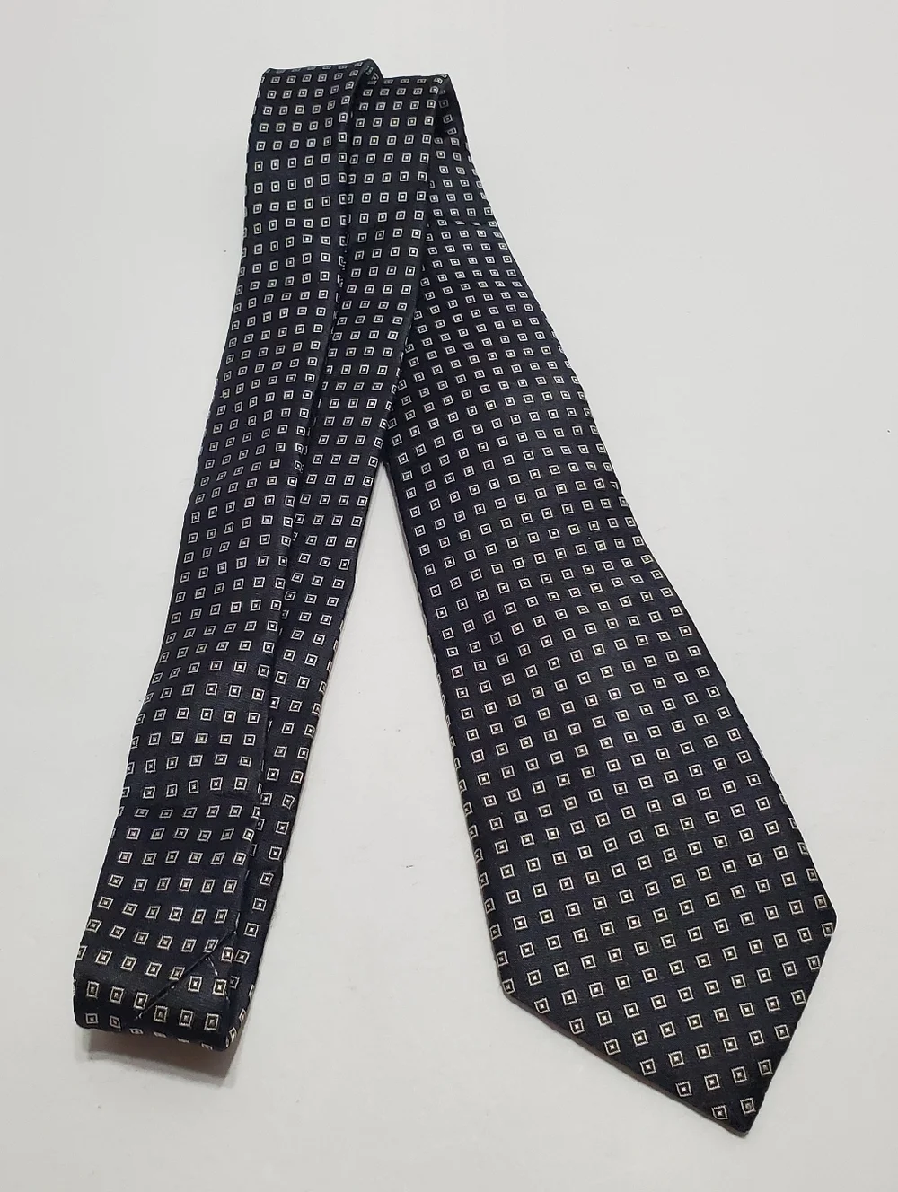 Ike Behar Black Geometric Pattern Teen's Silk Neck Tie 50x3